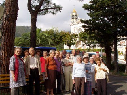 devant_la_basilique_Arenzano_web-2.jpg